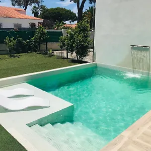 Blanco Con Piscina Privada Сasa de vacaciones